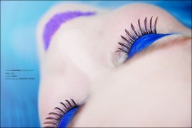 Karin Karin Testmodel MUA Make Up Artist Ursula Haas School Fashion Wimpern Makro Lashes Blau Lila